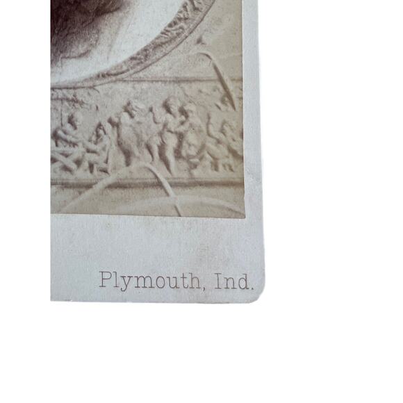 Antique Cabinet Card Photo Early 1900s Vignette Style Print W Faux Bas Relief - Picture 4 of 5